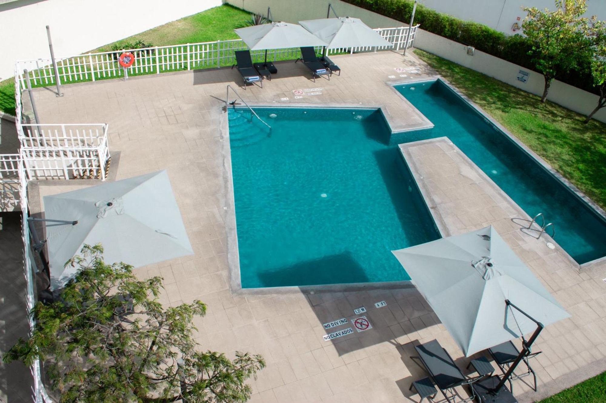 Holiday Inn Express Guadalajara Expo By Ihg Zapopan Eksteriør bilde