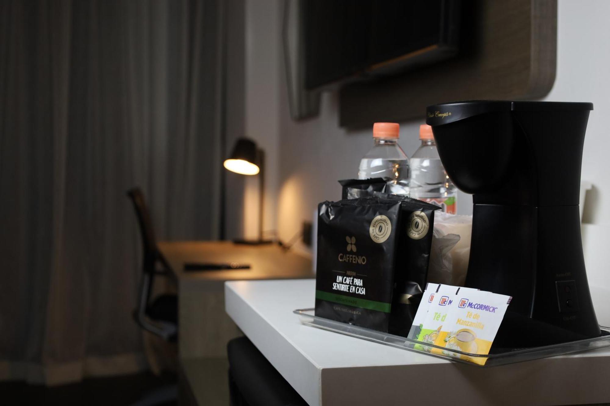 Holiday Inn Express Guadalajara Expo By Ihg Zapopan Eksteriør bilde