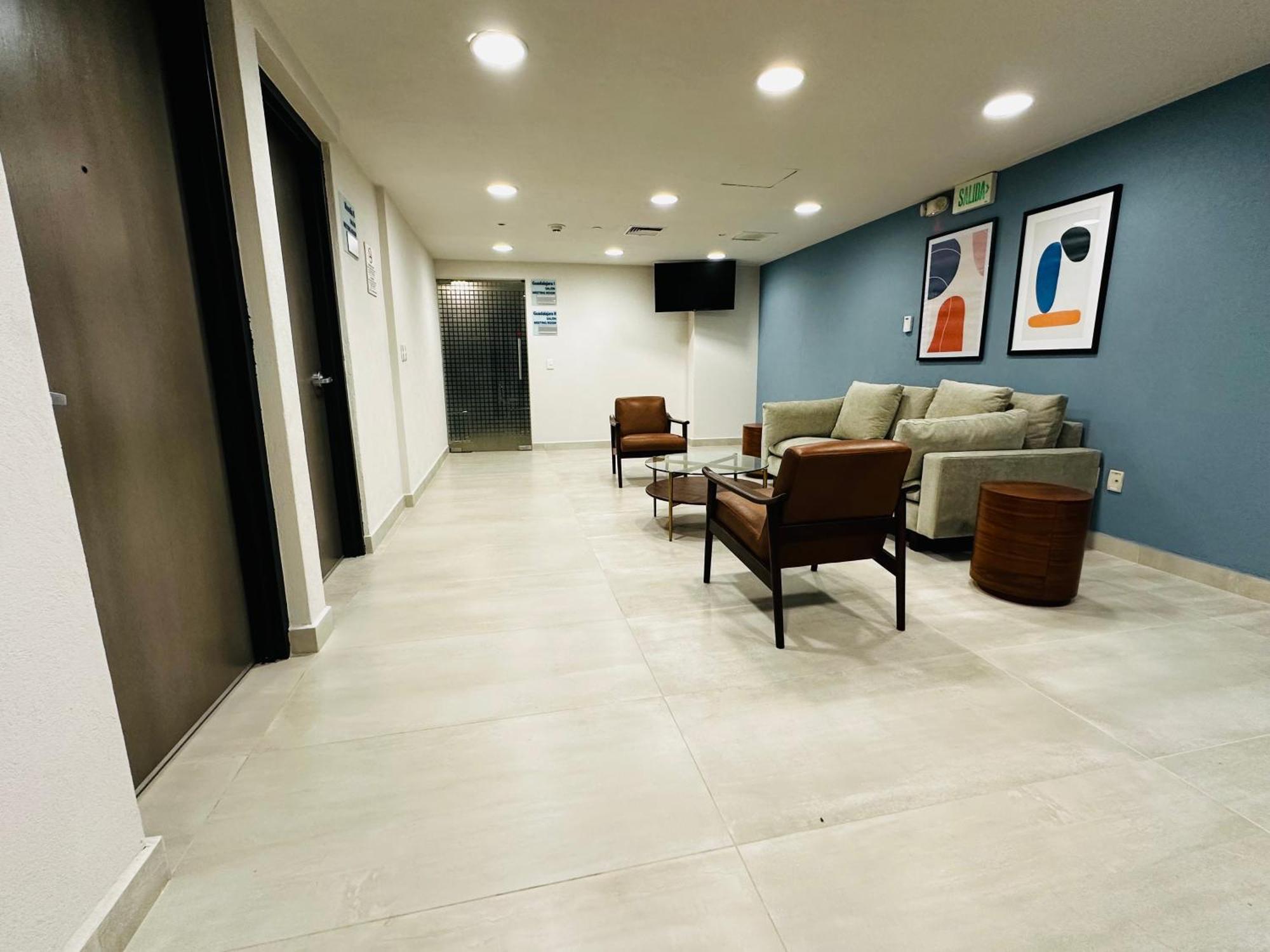 Holiday Inn Express Guadalajara Expo By Ihg Zapopan Eksteriør bilde